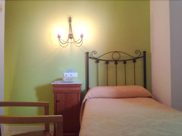 Imagen de la habitación del Hotel MAESTRE. Foto 3