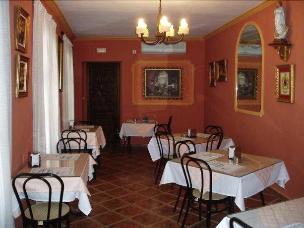 Imagen del bar/restaurante del Hotel MAESTRE. Foto 2