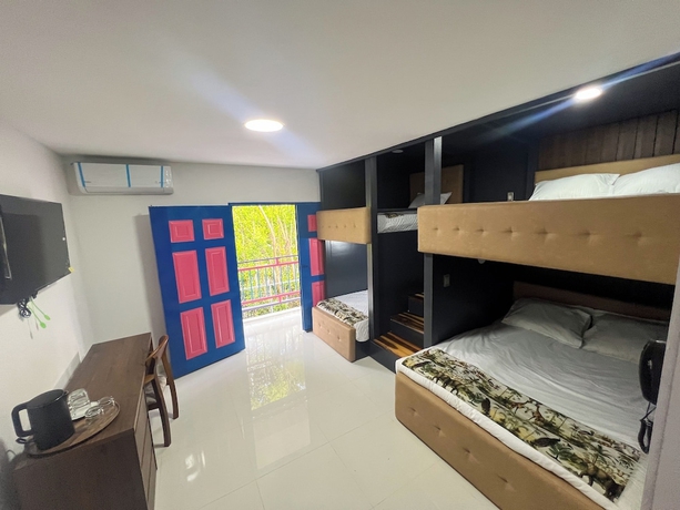 Imagen de la habitación del Hotel MAHAWI RESORT. Foto 4