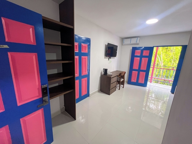 Imagen de la habitación del Hotel MAHAWI RESORT. Foto 9