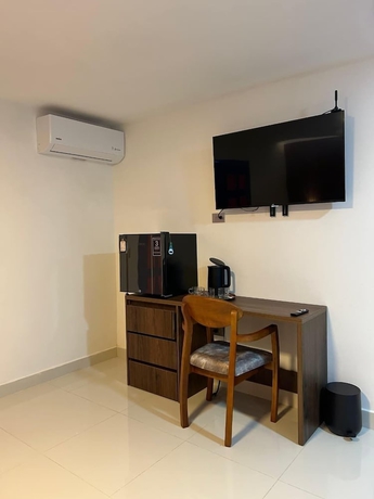 Imagen de la habitación del Hotel MAHAWI RESORT. Foto 10