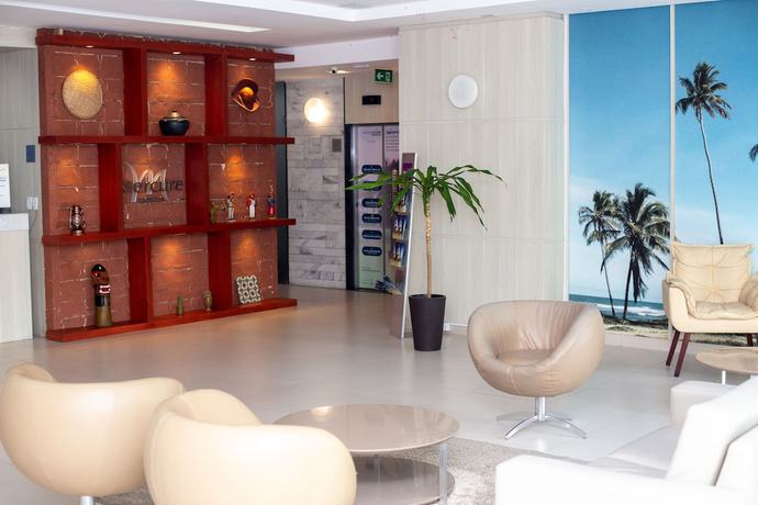 Imagen de los interiores del Hotel MAI Navegantes Recife. Foto 18