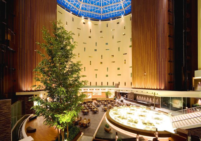 Imagen de los interiores del Hotel MAIHAMA VIEW HOTEL by HULIC. Foto 10