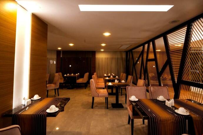 Imagen general del Hotel MAJURA HOTEL BUSINESS. Foto 22
