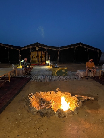 Imagen de la habitación del Hotel MAMA Merzouga Camp. Foto 15