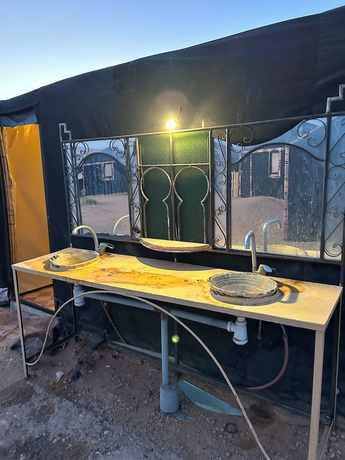 Imagen de la habitación del Hotel MAMA Merzouga Camp. Foto 18