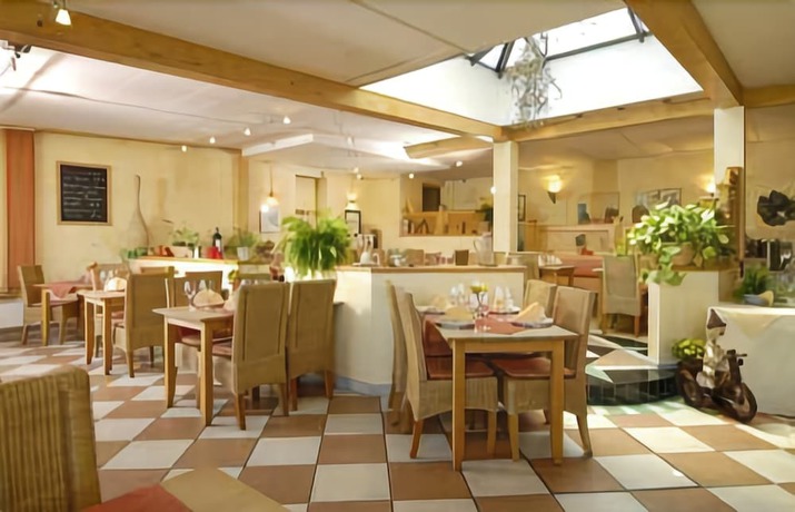 Imagen del bar/restaurante del Hotel MANA LISA Boutiquehotel. Foto 9