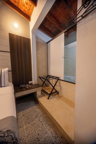 Imagen de la habitación del Hotel MANDALA HOTEL BOTERO. Foto 15