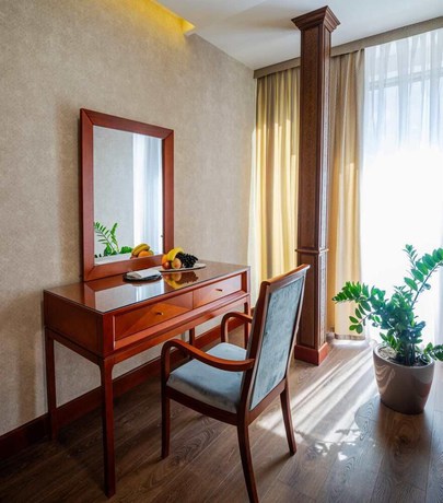 Imagen de la habitación del Hotel MANOR, Taskent. Foto 15