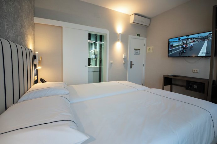 Imagen de la habitación del Hotel M'AR De AR Auria. Foto 5