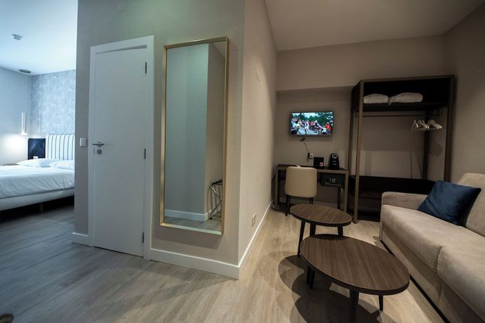 Imagen de la habitación del Hotel M'AR De AR Auria. Foto 11