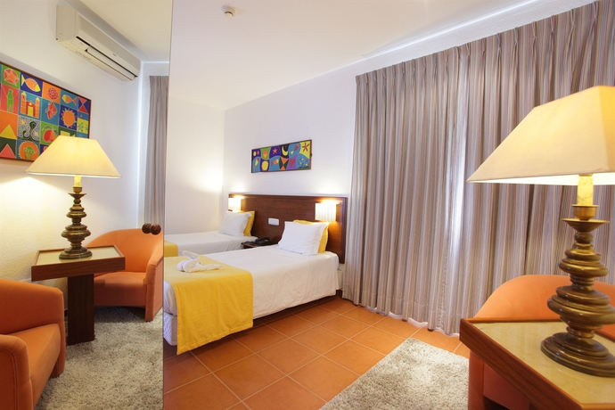 Imagen de la habitación del Hotel MAR E SOL. Foto 11