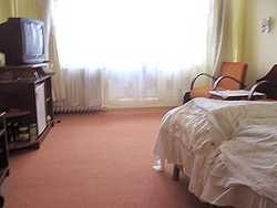 Imagen de la habitación del Hotel MARAMURES. Foto 2