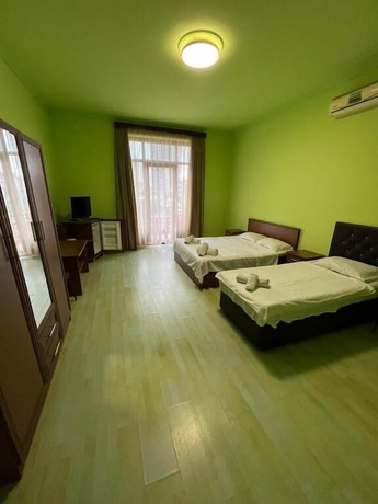 Imagen de la habitación del Hotel MARETI HOTEL. Foto 8