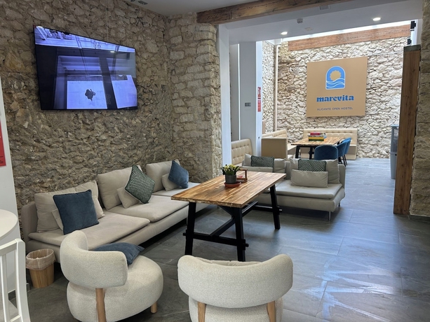 Imagen de los interiores del Hotel MAREVITA HOSTEL. Foto 12