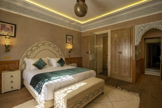 Imagen de la habitación del Hotel MARIA TOWERS. Foto 20