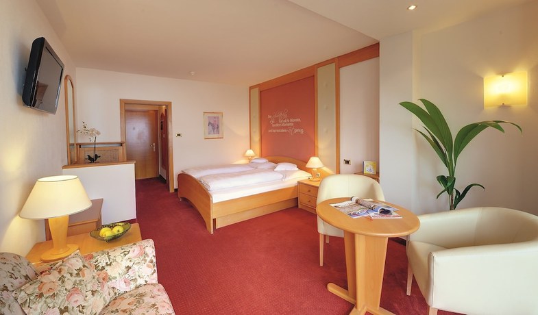 Imagen de la habitación del Hotel MARINIs giardino. Foto 15