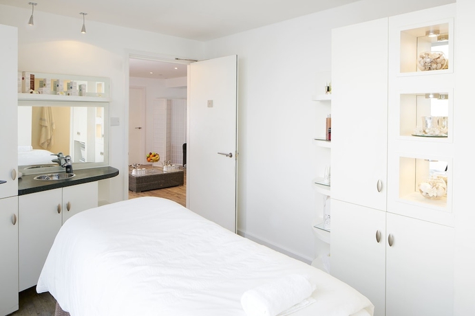 Imagen de los interiores del Hotel MARRIOTT GOODWOOD PARK. Foto 15
