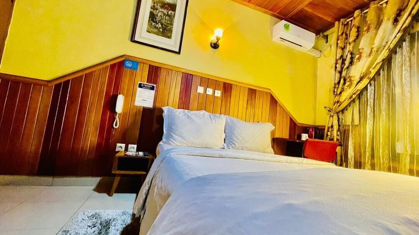 Imagen de la habitación del Hotel MARVEL HOTEL BUEA. Foto 7