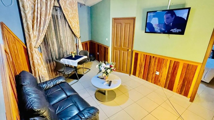 Imagen de la habitación del Hotel MARVEL HOTEL BUEA. Foto 8