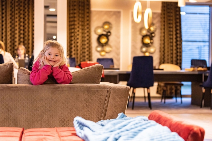 Imagen de los interiores del Hotel MASEVEN München Messe Dornach. Foto 19