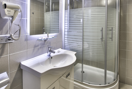 Imagen de los interiores del Hotel MASHAD. Foto 10