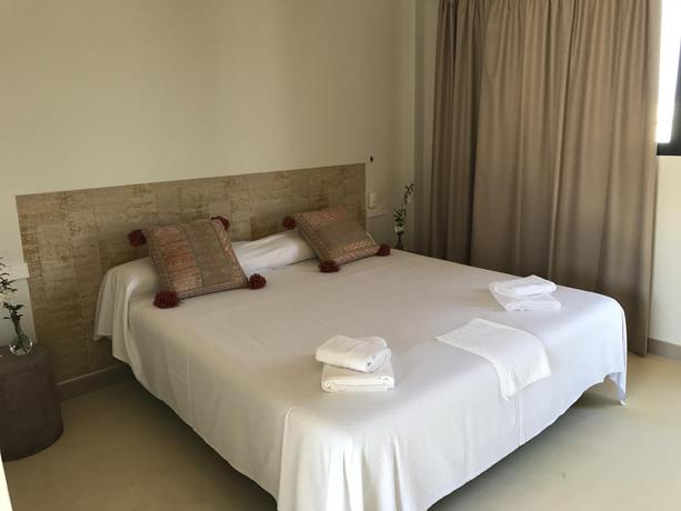 Imagen general del Hotel MASIA EL TEULAR. Foto 3