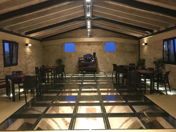 Imagen general del Hotel MASIA EL TEULAR. Foto 13