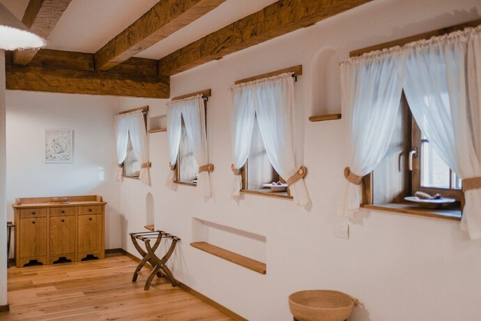Imagen de la habitación del Hotel MATCA Transylvanian Sanctuary. Foto 20