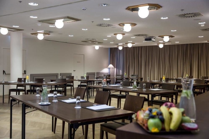 Imagen de los interiores del Hotel MAXX by Steigenberger Vienna. Foto 10