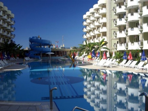 Imagen general del Hotel MAY GARDEN CLUB. Foto 9