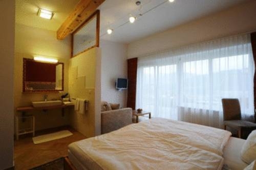Imagen general del Hotel MAYER - Wirtshaus und Dorfhotel. Foto 8