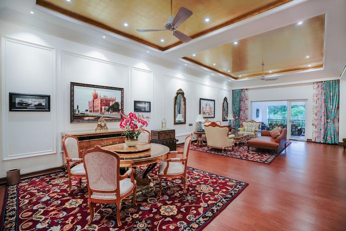 Imagen de la habitación del Hotel MAYFAIR Tea Resort. Foto 11