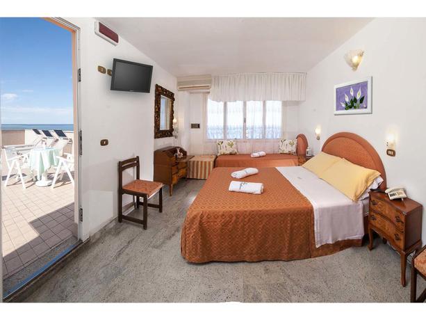 Imagen general del Hotel MAYFLOWER, Milano Marittima. Foto 5