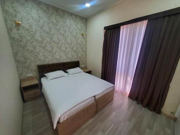 Imagen de la habitación del Hotel MAZZA. Foto 13