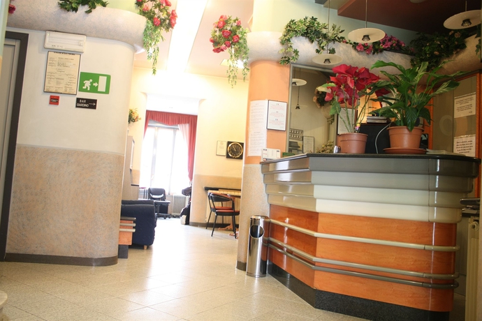 Imagen de los interiores del Hotel MAZZINI. Foto 13