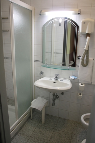 Imagen de la habitación del Hotel MAZZINI, Mil&aacute;n. Foto 3