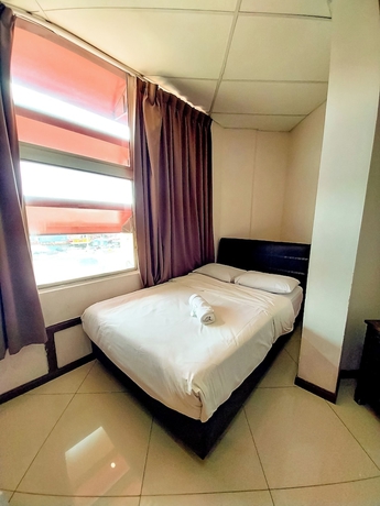 Imagen de la habitación del Hotel MB Budget. Foto 8