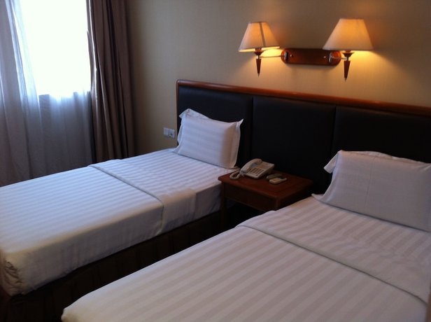 Imagen de la habitación del Hotel MB Hotel Lahad Datu. Foto 3