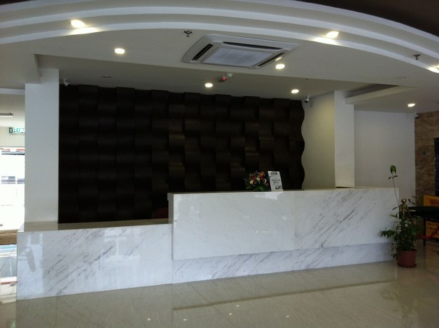 Imagen de los interiores del Hotel MB Hotel Lahad Datu. Foto 8