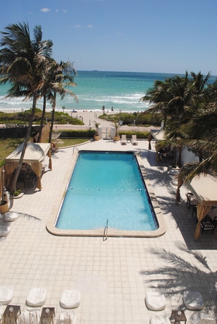 Imagen de la piscina del Hotel MB Hotel, Trademark Collection by Wyndham. Foto 14