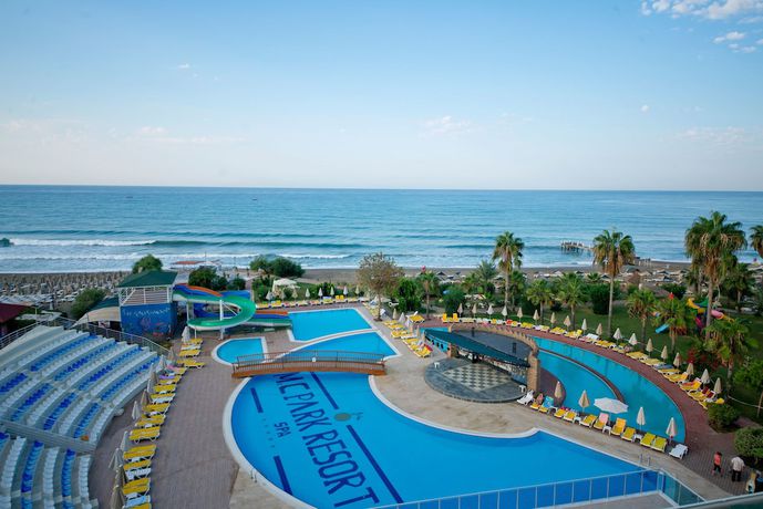 Imagen general del Hotel MC Beach Park Resort. Foto 1