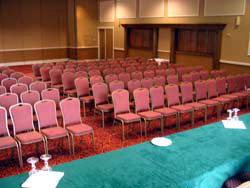 Imagen de los interiores del Hotel MCENIFF ARD RI. Foto 6