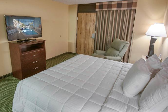 Imagen de la habitación del Hotel MCM Grande FunDome Odessa. Foto 6