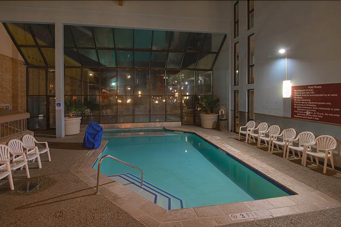 Imagen de la piscina del Hotel MCM Grande FunDome Odessa. Foto 20