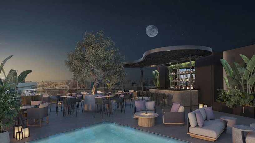 Imagen de la piscina del Hotel ME Lisbon by Meliá. Foto 10