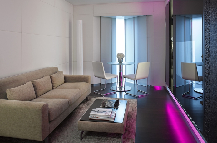 Imagen de la habitación del Hotel ME London Hotel. Foto 12