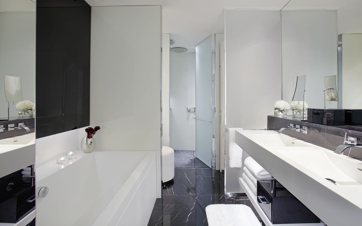Imagen de la habitación del Hotel ME by Meli&aacute; London - Covent Garden. Foto 7