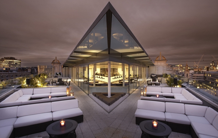 Imagen del bar/restaurante del Hotel ME by Meli&aacute; London - Covent Garden. Foto 6