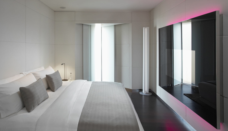 Imagen de la habitación del Hotel ME by Meli&aacute; London - Covent Garden. Foto 10